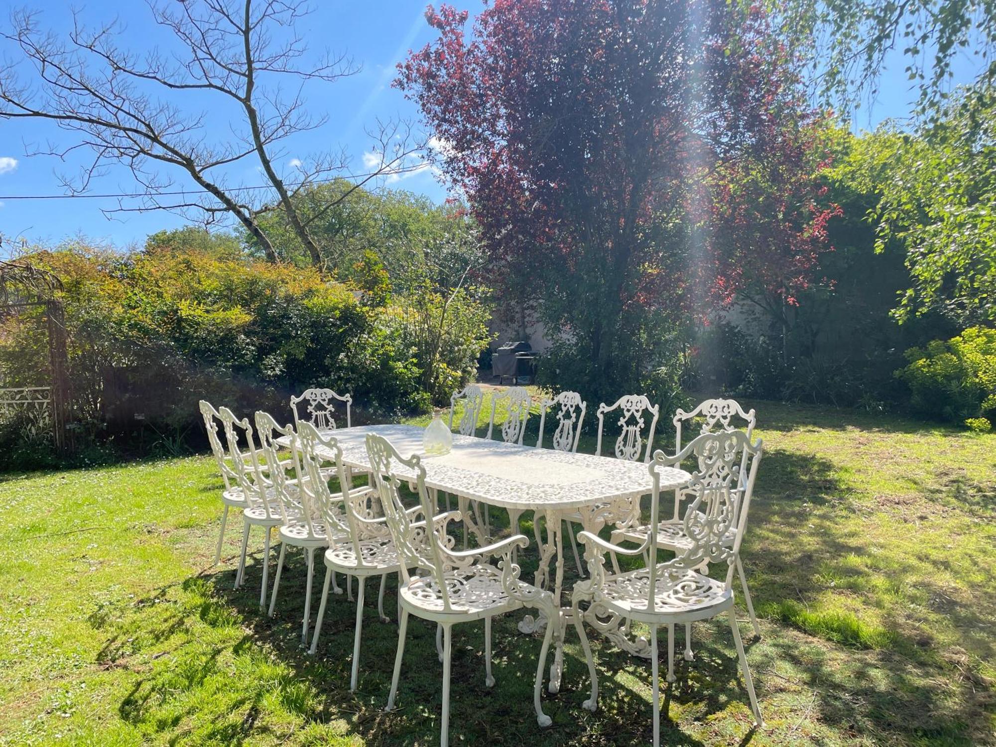 Chambre De Charme Dans Un Jardin De 1500M2 Nueil-sur-Layon Exterior photo